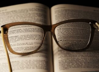 Jak dobrać rozmiar oprawek do okularów?