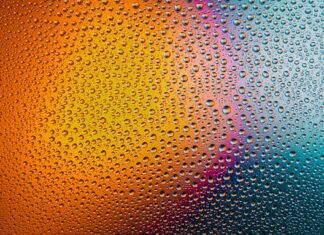 Czym myć twarz dermatolog?